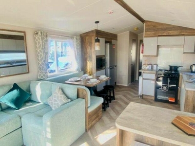 2 Bedroom Caravan For Sale