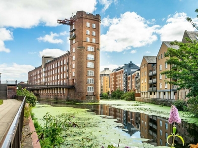 2 bedroom apartment for sale in Rowntree Wharf, Navigation Road, York, YO1