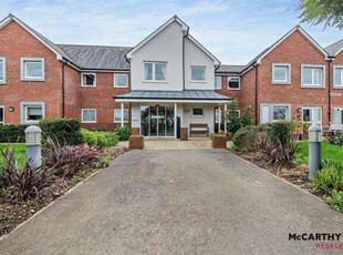 1 Bedroom Apartment For Sale In Romsey, Hampshire