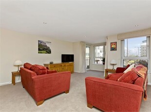 2 bed flat for sale in The Shore