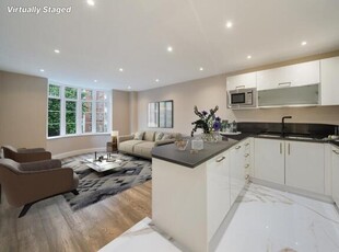 2 Bedroom Apartment For Sale In Grove End Road, St Johns Wood