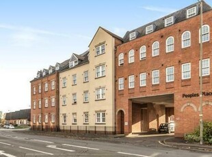 2 Bedroom Flat For Sale In Oxfordshire