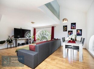 2 Bedroom Flat For Sale In Woolwich Manor Way