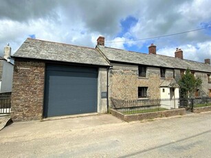 2 Bedroom Semi-detached House For Sale In Holsworthy, Cornwall