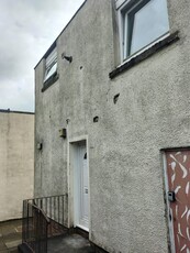 3 Bed Terraced House, Craigieburn Road, G67