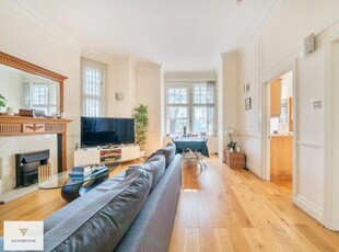 3 Bedroom Apartment For Rent In Chelsea, London