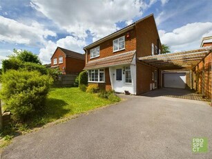 3 Bedroom Detached House For Sale In Camberley, Surrey