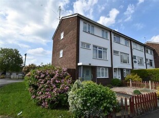3 Bedroom End Of Terrace House For Sale In Bromsgrove, Worcestershire