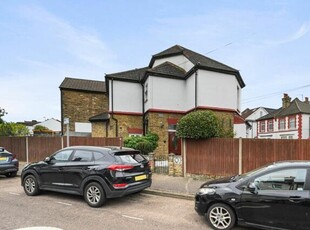 3 Bedroom End Of Terrace House For Sale In Sutton
