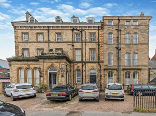 3 bedroom flat for sale Whitby, YO21 3DT