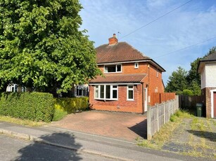 3 Bedroom Semi-detached House For Rent In Radcliffe-on-trent
