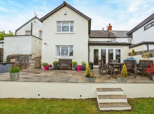 3 Bedroom Semi-detached House For Sale In 33 Station Road, Dinas Powys