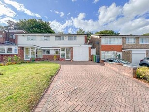 3 Bedroom Semi-detached House For Sale In Streetly, Sutton Coldfield