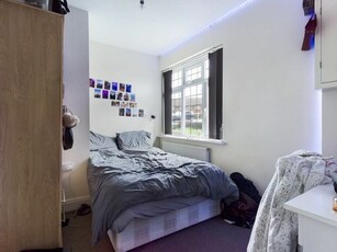 4 bedroom bungalow to rent Brighton, BN1 8EF