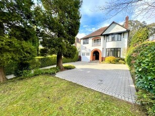 4 Bedroom Detached House For Sale In Northfield