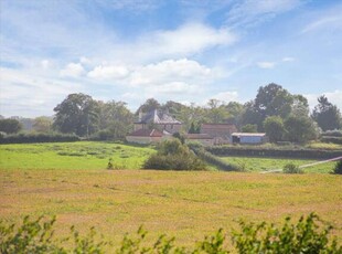 4 Bedroom Village House For Sale In Melksham, Wiltshire