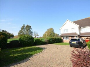 5 Bedroom Detached House For Rent In Hornchurch, Essex