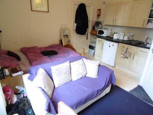 Studio Flat For Rent In Coventry, West Midlands