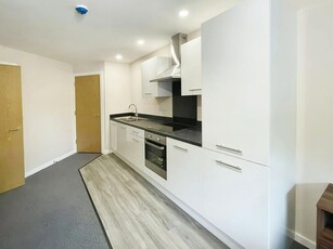 1 bedroom apartment for rent in Balmoral House, Salford, M5