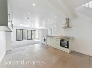 1 bedroom apartment for sale in Merton Hall Road, London, SW19