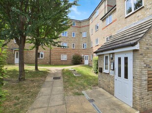 1 bedroom apartment for sale in Rookes Crescent, Chelmsford, CM1