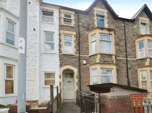 1 bedroom flat for rent in Piercefield Place, Splott, Cardiff, CF24