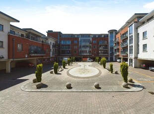 1 bedroom flat for sale in Victoria Court, New Street, Chelmsford, Essex, CM1