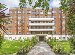 1 bedroom flat for sale in Wyke Road, Raynes Park, SW20