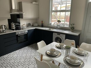 1 bedroom house share for rent in Spring Grove Walk (room 4), Headingley, Leeds, LS6