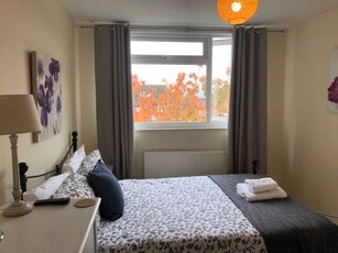 1 bedroom house share to rent Guildford, GU2 7QU