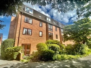 1 bedroom retirement property for sale in Hyde Street, Winchester, SO23