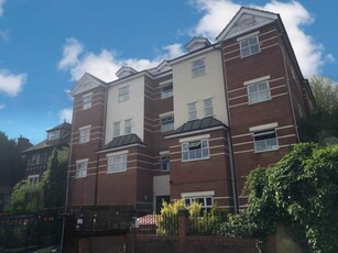 16 bedroom block of apartments for sale in 17-19 Madina House, Downs Road, Luton, LU1 1QP, LU1