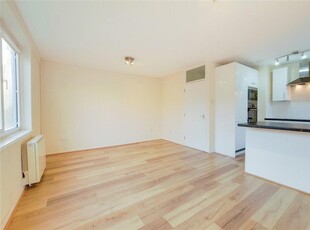 2 bedroom apartment for rent in Cressy Court, London, W6