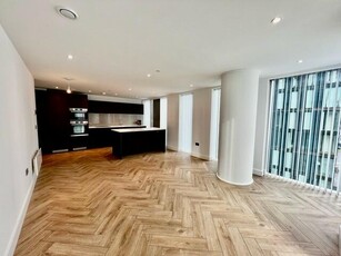 2 bedroom apartment for rent in Elizabeth Tower, City Centre, M15