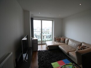 2 bedroom apartment for rent in Lincoln Plaza, London, E14