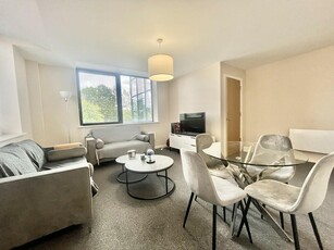 2 bedroom apartment for rent in Sandringham House, Salford, M5