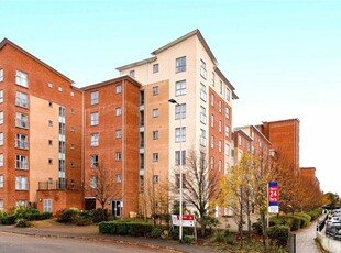 2 bedroom apartment for sale in Moulsford Mews, Reading, Berkshire, RG30