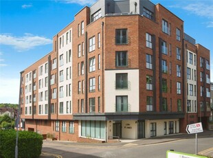 2 bedroom apartment for sale in St. James Road, Brentwood, Essex, CM14