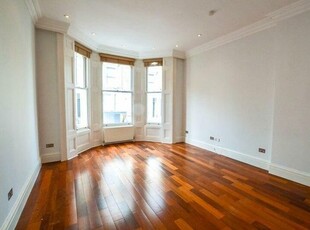 2 bedroom apartment to rent Kensington, W8 7AX