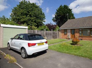 2 bedroom bungalow for sale in Alma Close, Cheltenham, GL51 3NA, GL51