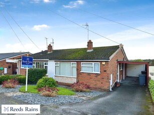 2 bedroom bungalow for sale in Balmoral Close, Stoke-on-Trent, Staffordshire, ST4