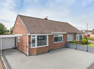 2 bedroom bungalow for sale in Downend Road, Newcastle upon Tyne, Tyne and Wear, NE5