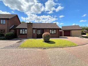 2 bedroom detached bungalow for sale in Abbotts Grove, Werrington, Peterborough, PE4