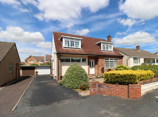 2 bedroom detached bungalow for sale in Trident Close, Downend, BS16