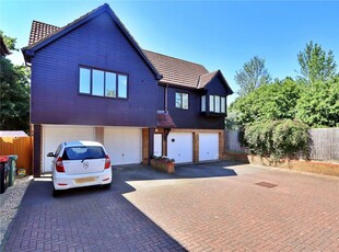 2 bedroom detached house for sale in Forthill Place, Shenley Church End, MK5