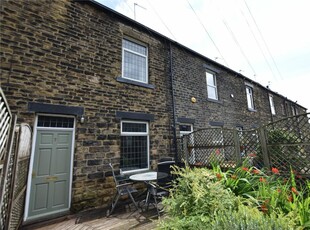 2 bedroom end of terrace house for rent in Rosemont Avenue, Pudsey, West Yorkshire, LS28