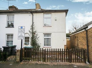 2 bedroom end of terrace house for rent in Spencer Street, Gravesend, Kent, DA11