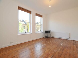 2 bedroom flat for rent in Gloucester Drive, Finsbury Park, N4