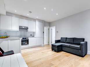 2 bedroom flat for rent in Philbeach Gardens, London, SW5