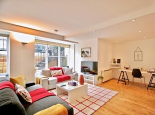 2 bedroom flat for rent in Shepperton Road, London, N1
